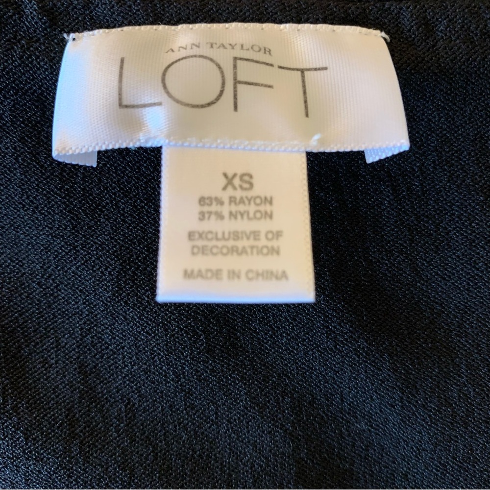 Loft Black Top Size XS - Picture 4 of 5